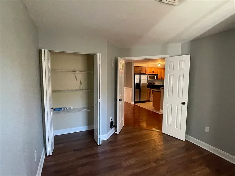 700 Brookside Dr #G — Photo 24