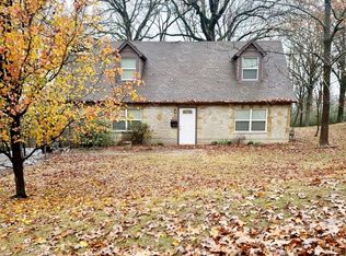 222 Martin Ln, N Little Rock, AR 72118