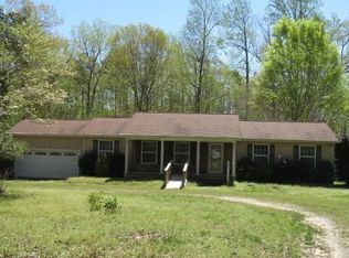 12025 Harcum Rd, Gloucester, VA 23061