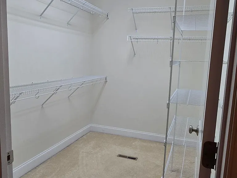 1067 Windrace Trl — Photo 12