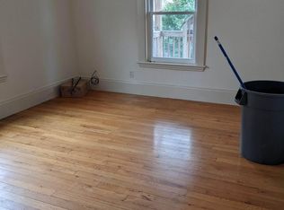 30 Arthur St #2, Beverly, MA 01915