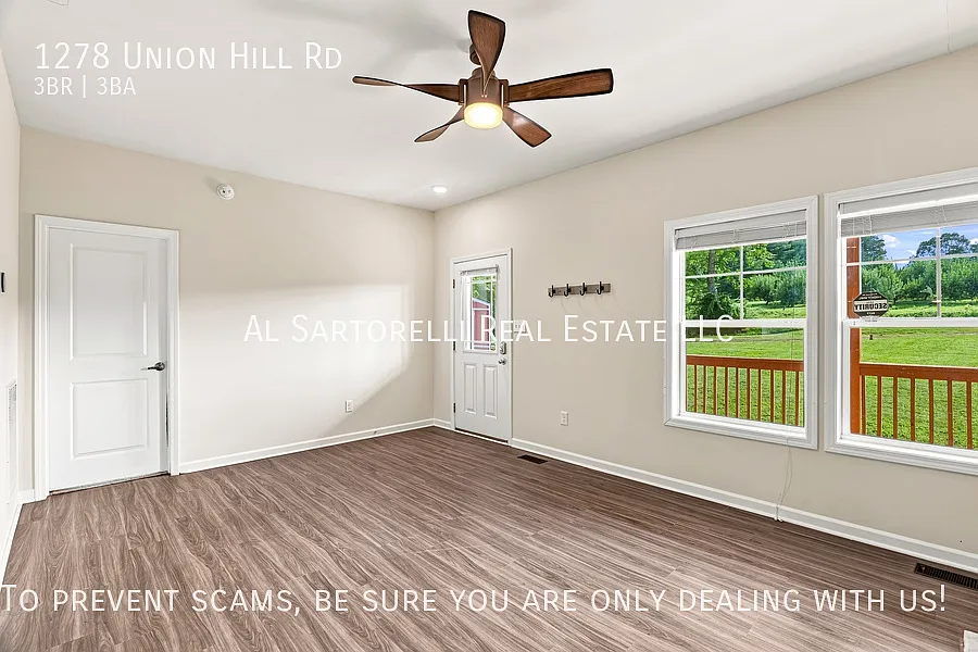 3 Bedroom Home with Open Floor Plan & Fenced Backyard — Photo 4