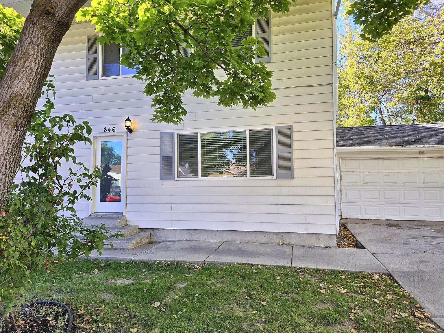 646 E Acoma Rd — Photo 4