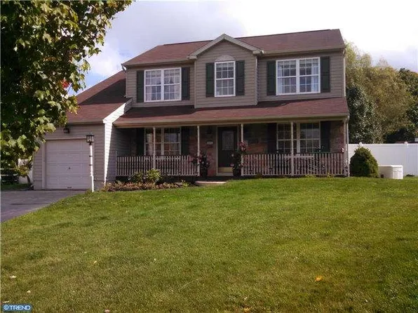 108 Parkside Dr, Dublin, PA 18917