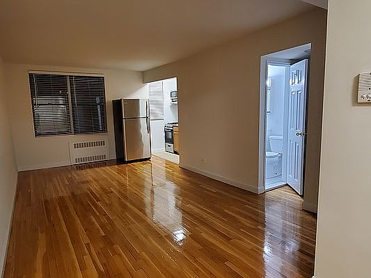 3rd image of 142-10 Hoover Ave #516