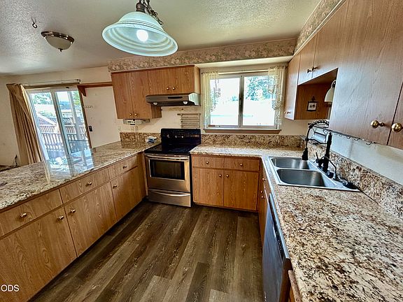 4th image of 2807 Hammer Ct
