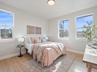 20552 NE Empire Ave, Bend, OR 97701