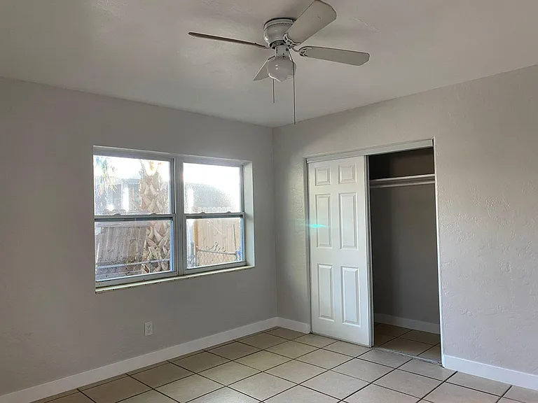 4027 39th Ave N — Photo 20