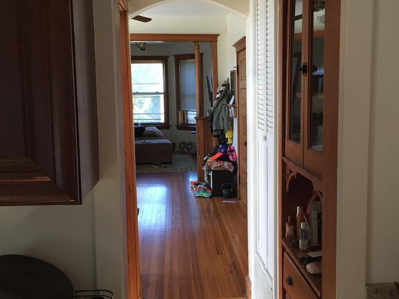 5th image of 1901 N Hoyne Ave #3