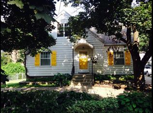 2401 34th St, Des Moines, IA 50310