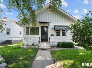 1422 9th St, Rock Island, IL