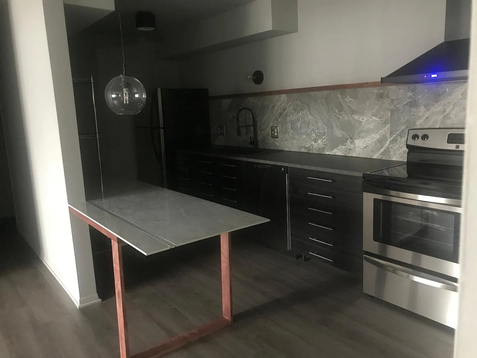 1 bed, 800 sqft, $950 — Photo 3