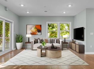 10 Ruthven Park #1, Boston, MA 02121