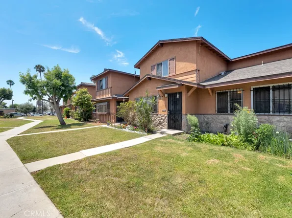 9 Gold Dust Ln #422, Carson, CA 90745