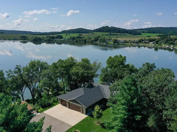 W11527 County Road V, Lodi, WI 53555
