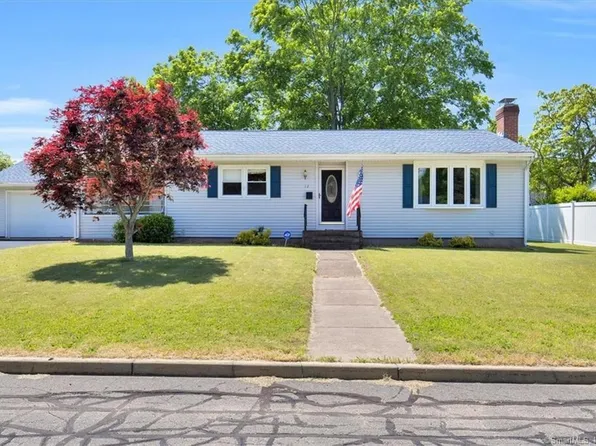 12 Schaller Road, Manchester, CT 06042