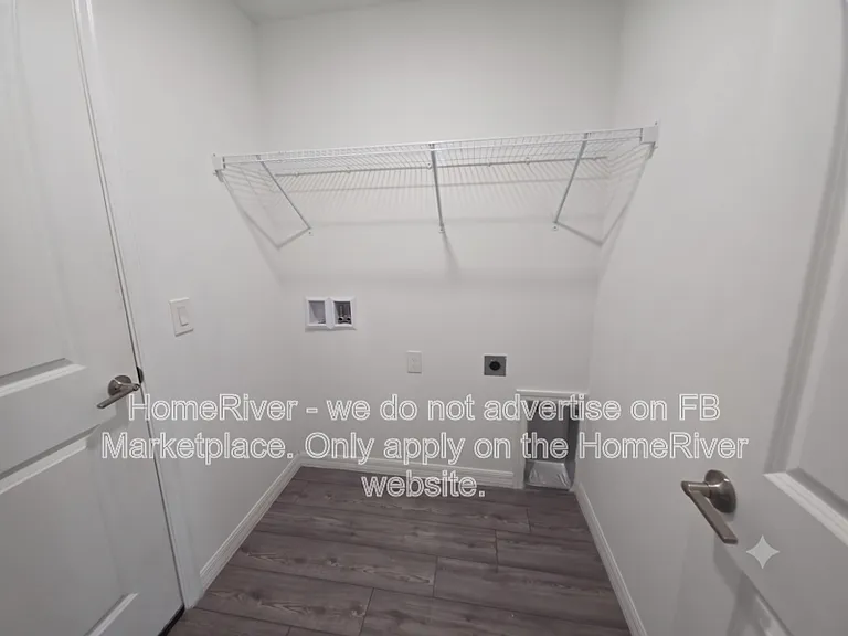 4303 NE 12th Ct — Photo 10