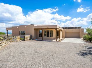 6735 Desert Blossom Rd, Las Cruces, NM 88007