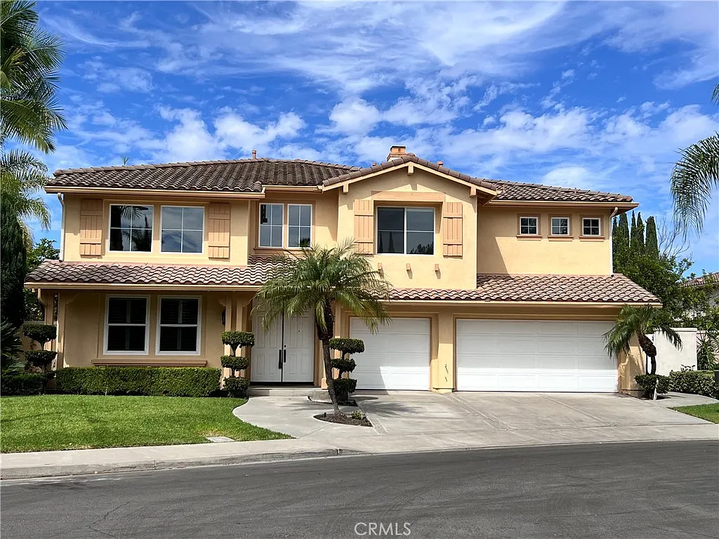 5 bed, 3.5 bath, 3000 sqft, $5,900 — Photo 1