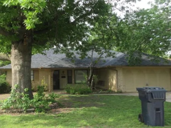 4132 NW 52nd St, Oklahoma City, OK 73112