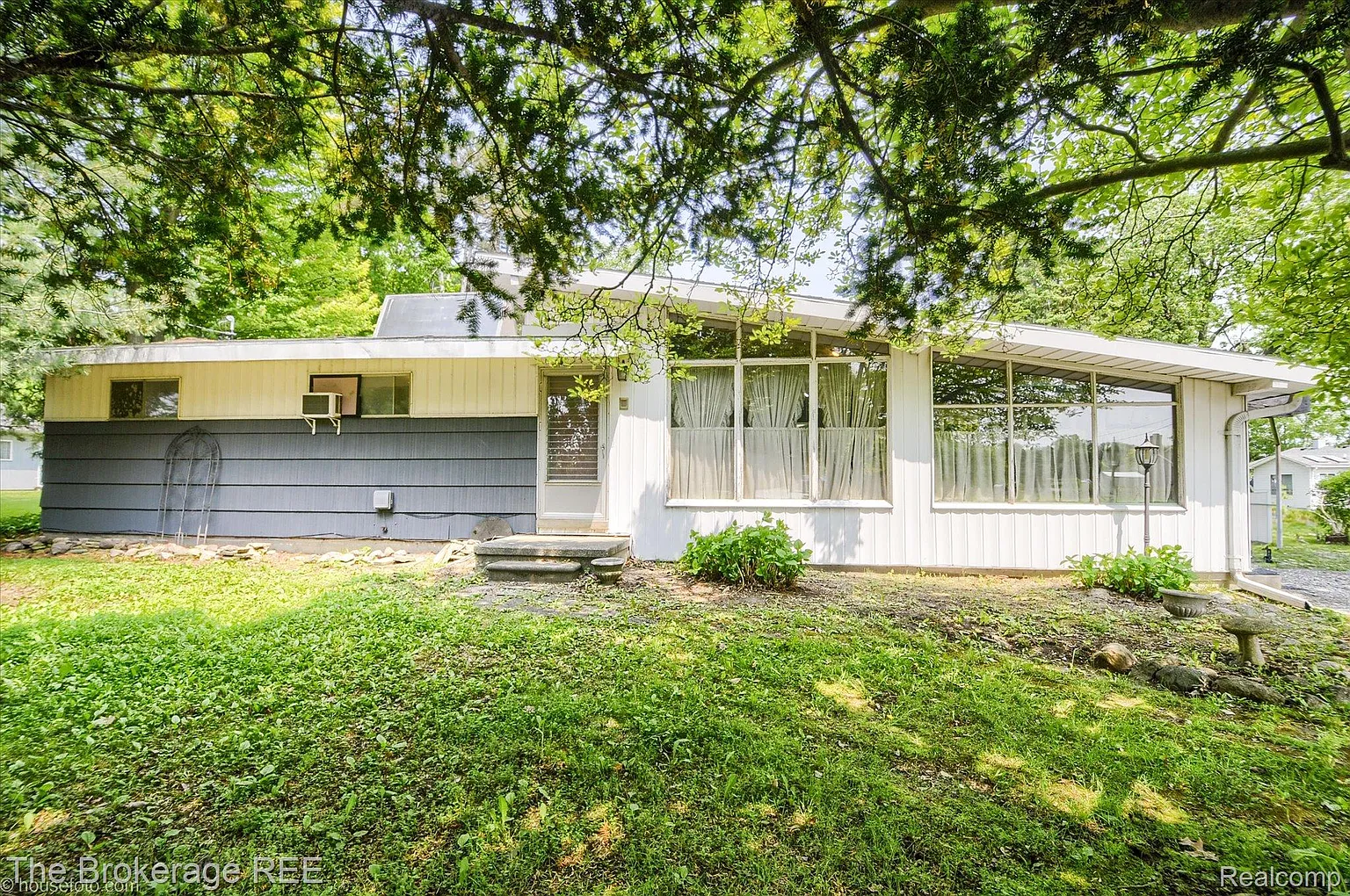 10197 Dar Ln photo 1