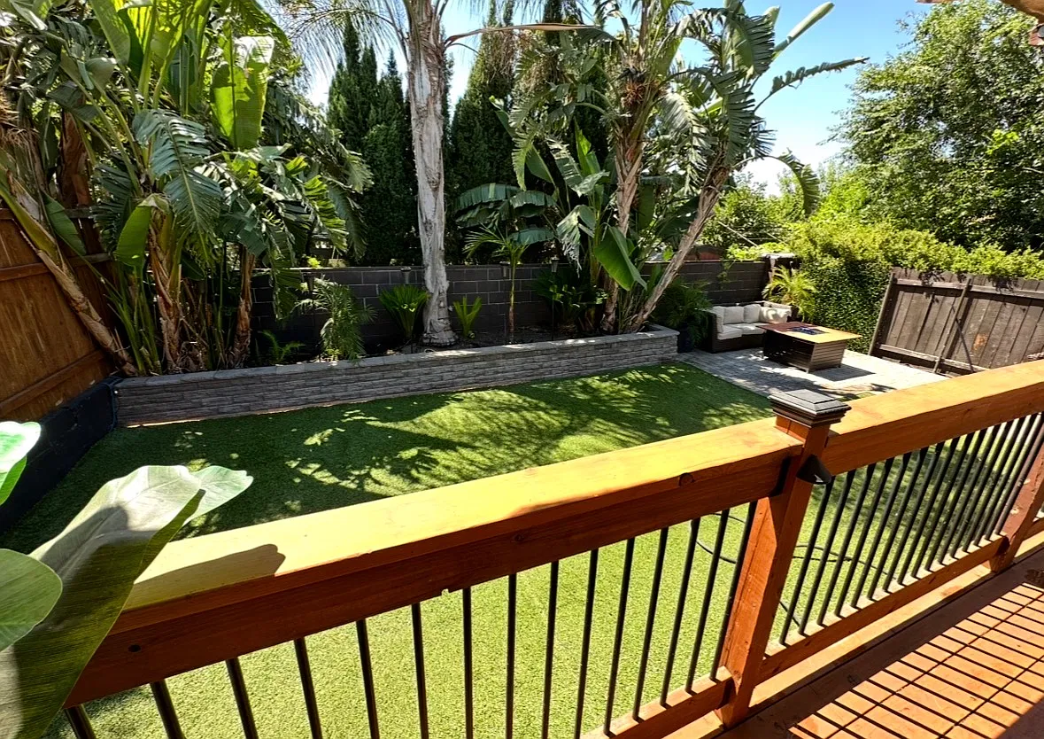 1 bed, $2,299 — Photo 3