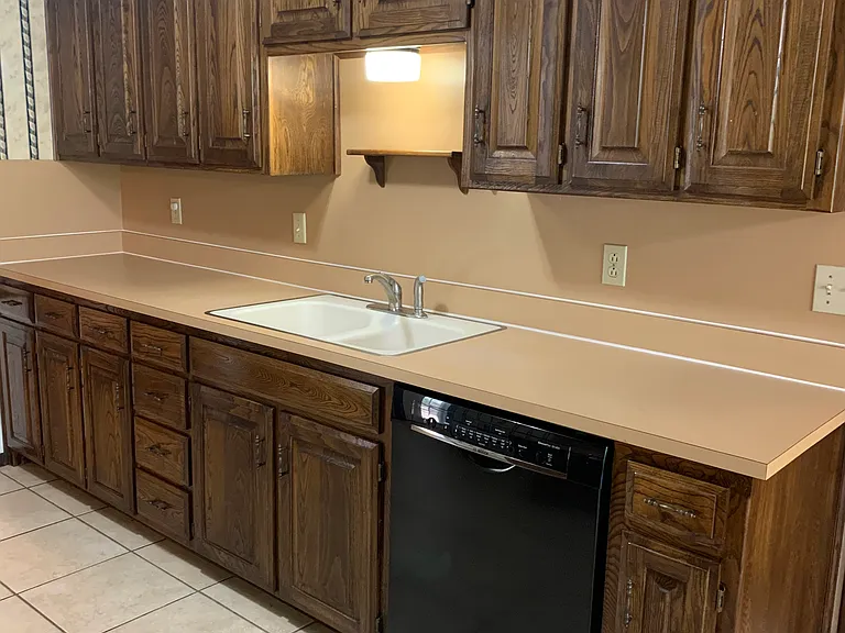 7024 Westbury Dr — Photo 7