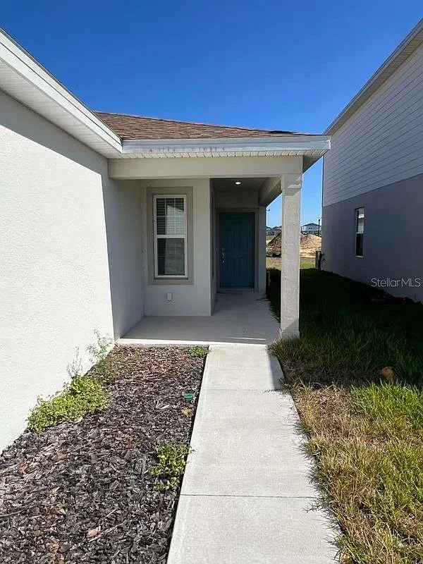 4 bed, 2.0 bath, 1662 sqft, $2,250 — Photo 2