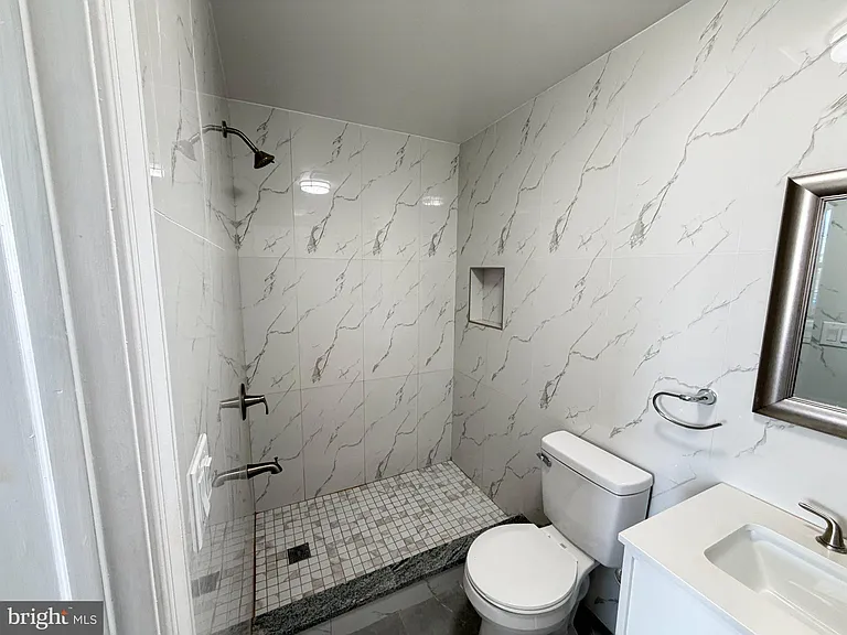 3113 Glenview St — Photo 10