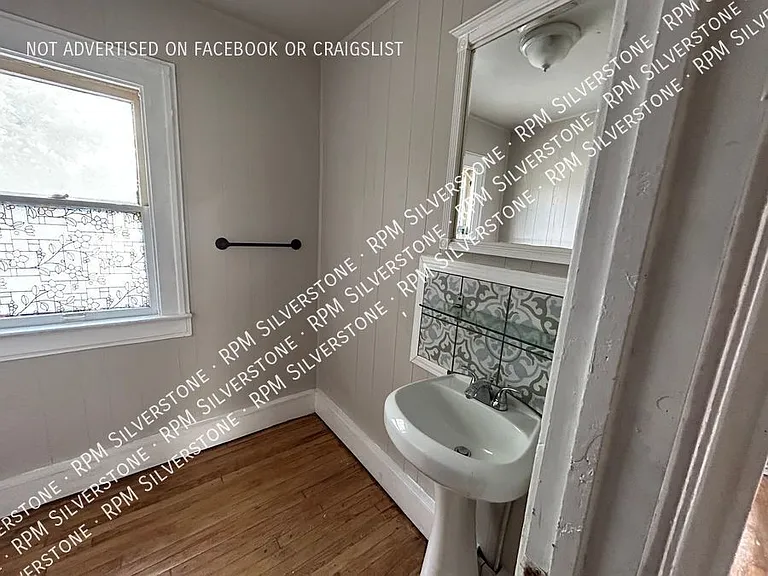 52 W Bernhard Ave — Photo 14