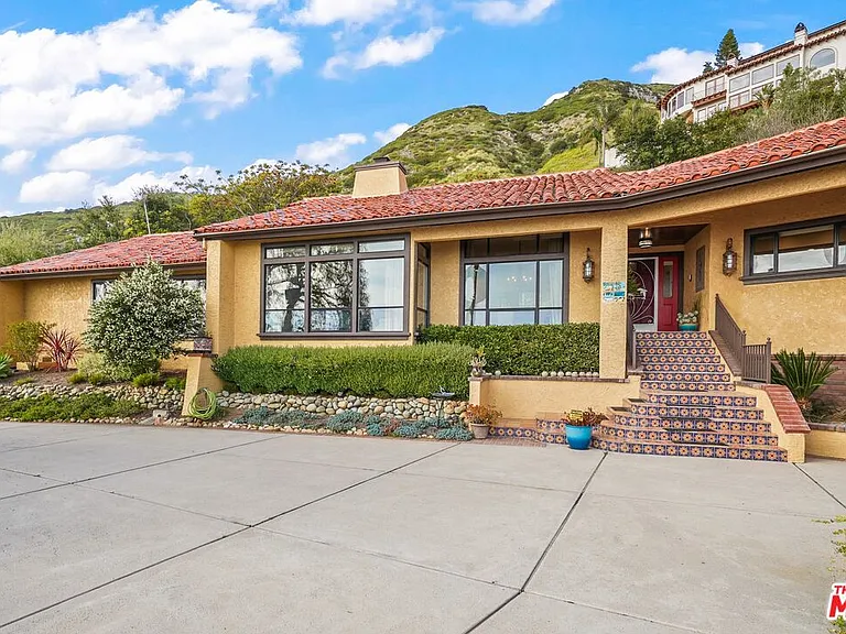 4244 Avenida De La Encinal — Photo 5