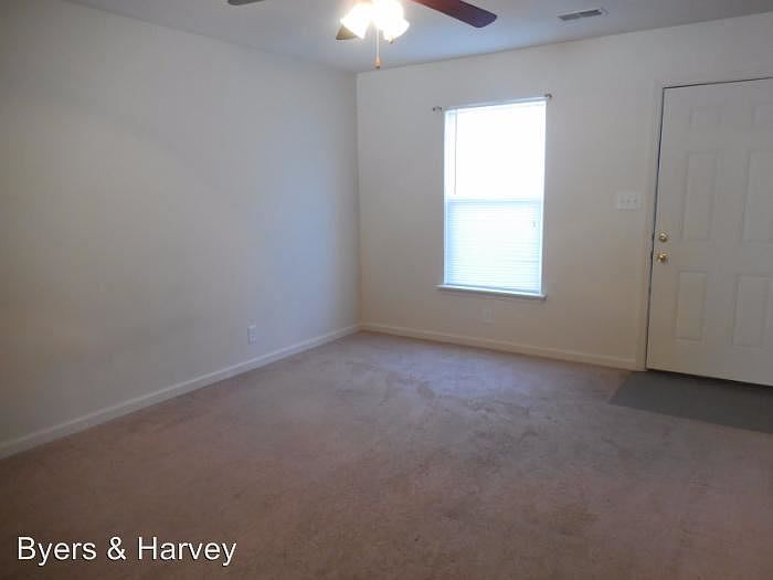 1st image of 117 Coyote Ct APT 4