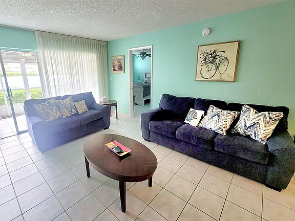 5th image of 3211 NE 8th Street #106E