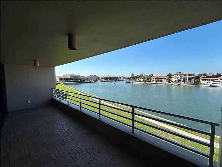 6260 Kipps Colony Ct #203 — Photo 39