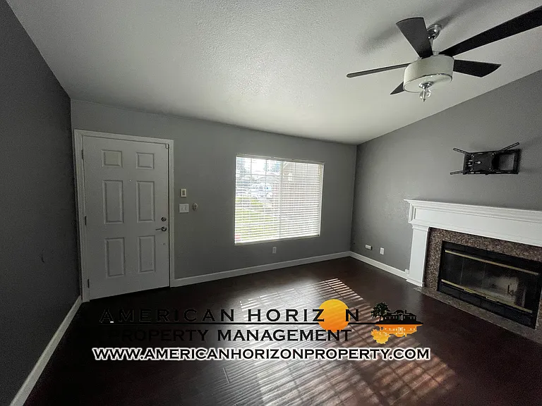 204 Epworth Ct — Photo 7