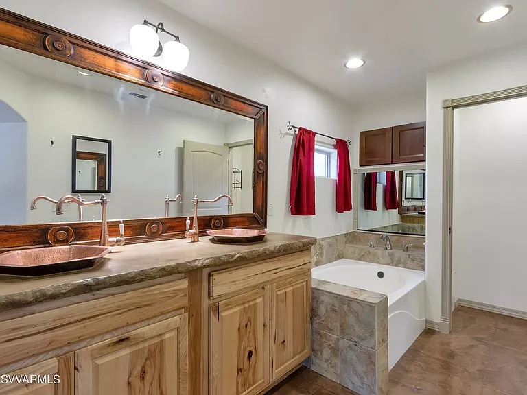 10 Mockingbird Ln — Photo 19