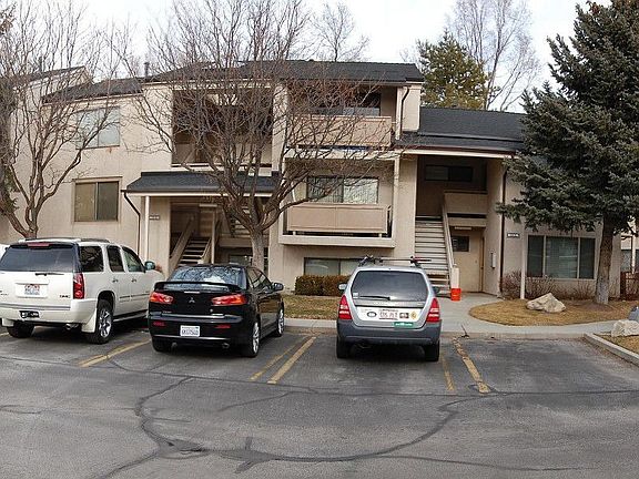 2nd image of 935 E Creek Hill Ln #21