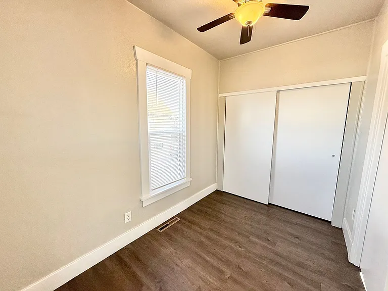 1036 S Santa Fe Ave — Photo 10
