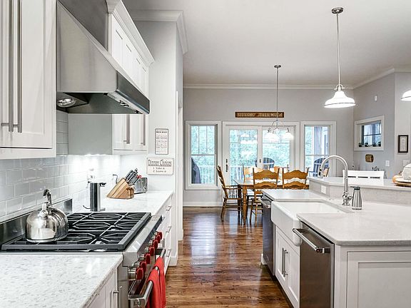 4th image of 53233 Summer Breeze Dr