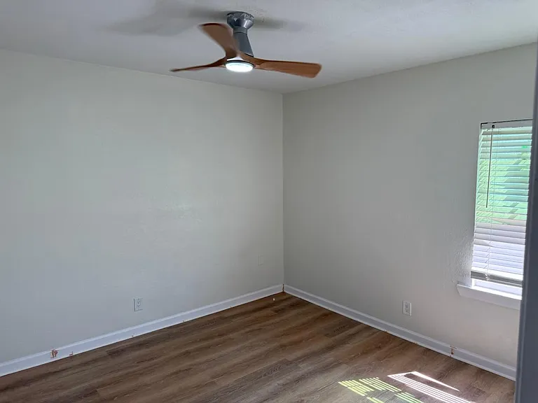 4705 Shadylane Dr #C — Photo 11