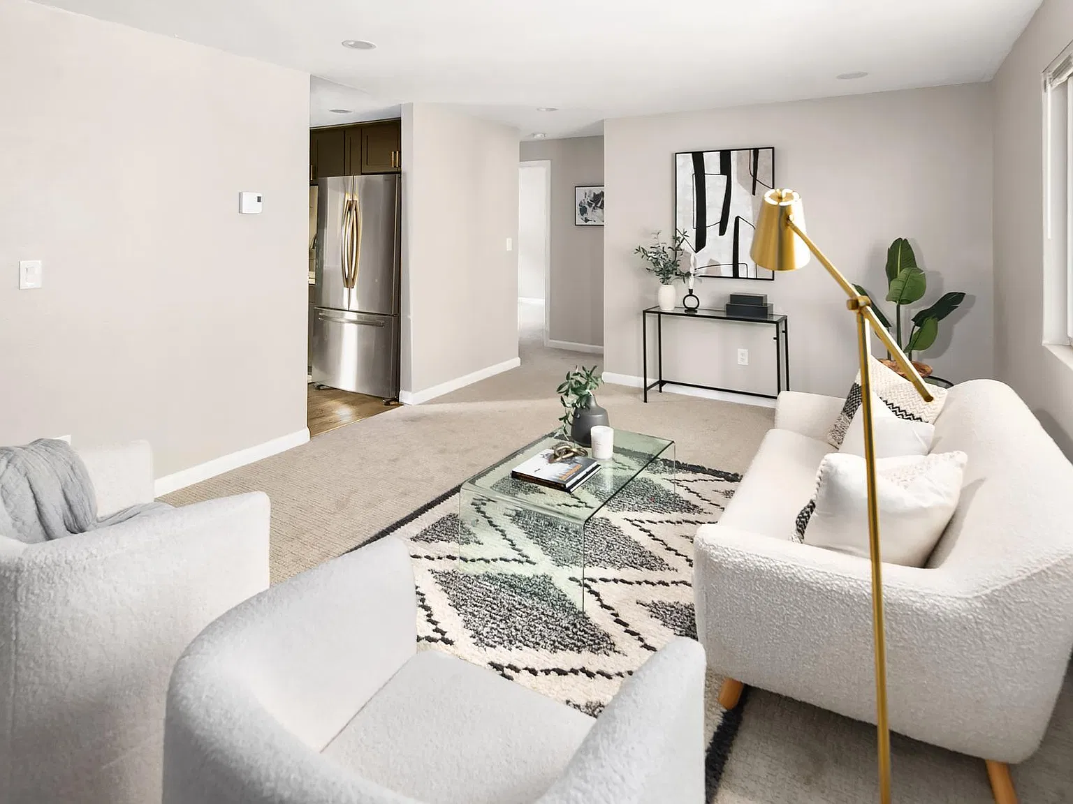 2 bed, 950 sqft, $2,700 — Photo 2