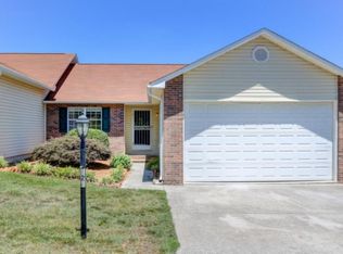 124 Executive Meadows Dr, Lenoir City, TN 37771