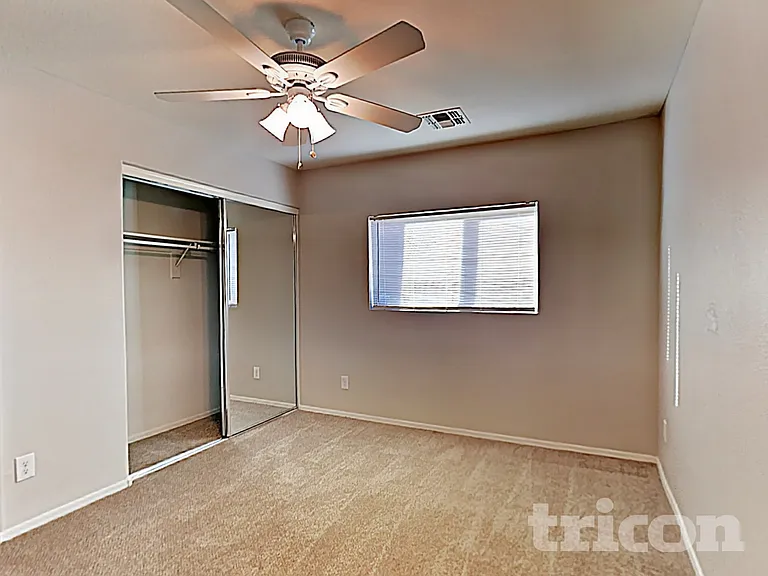 5013 S 24th Ave — Photo 12