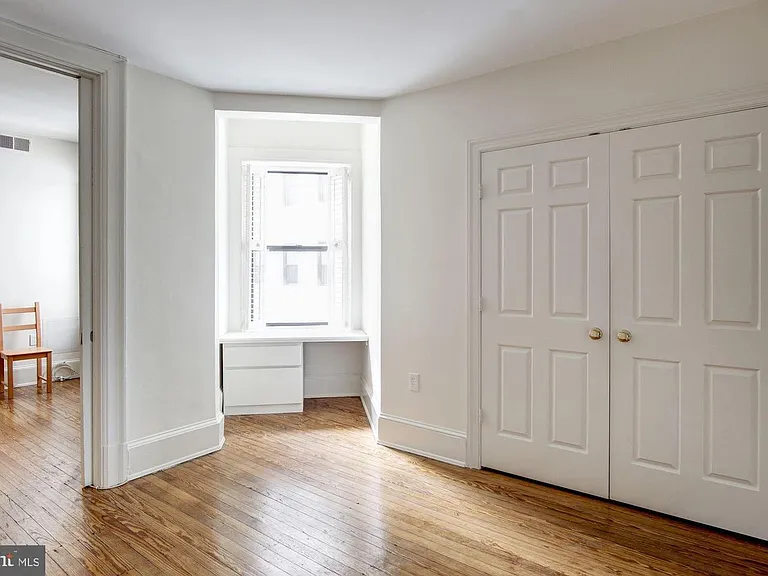 2153 California St NW #207 — Photo 17