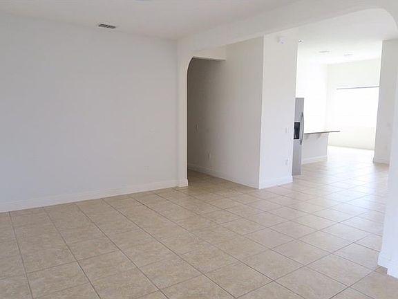 5th image of 3706 Paradiso Cir