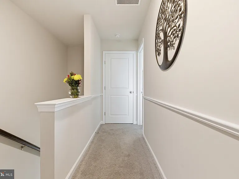 53 Elliot Ln — Photo 13