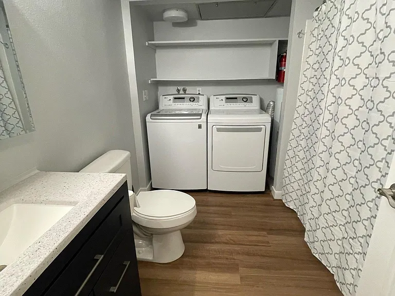 2409 S 222nd St #B9 — Photo 6