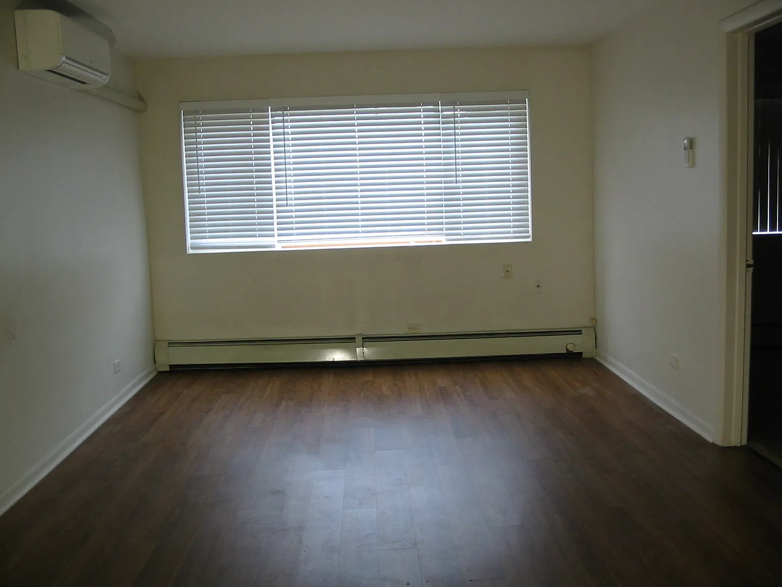 1105 College Ave — Photo 2
