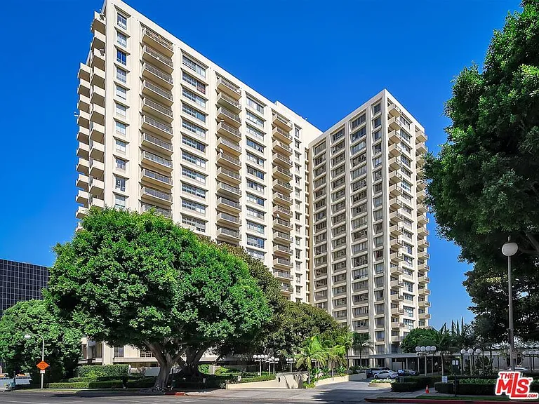 2170 Century Park E #1601 — Photo 1