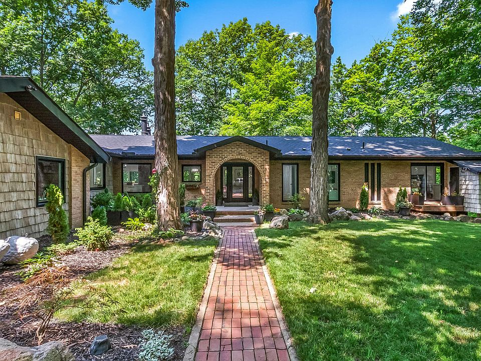 1st image of 4720 Nirvana Dr